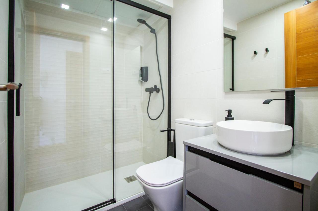 Apartamentos Castilla Luz Business มาดริด ภายนอก รูปภาพ