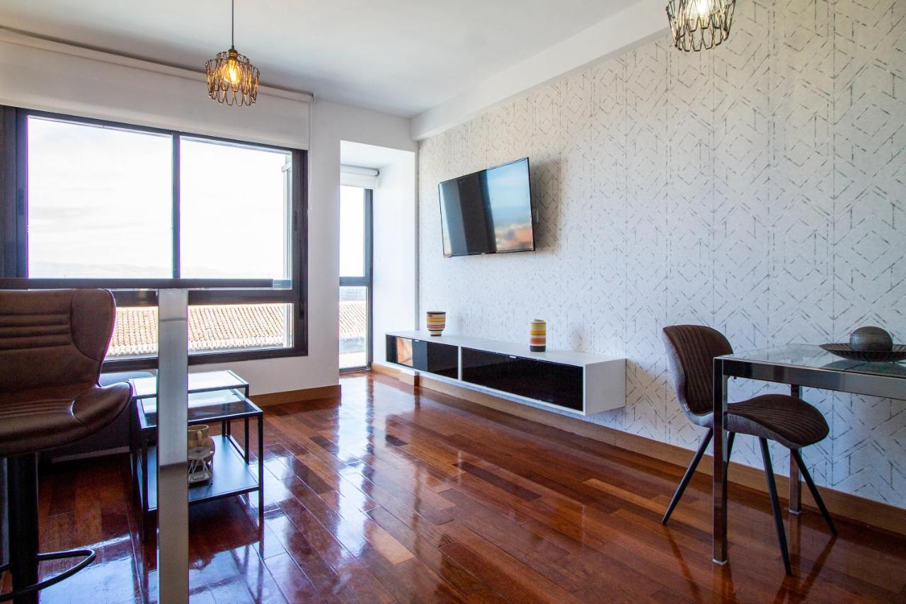 Apartamentos Castilla Luz Business มาดริด ภายนอก รูปภาพ