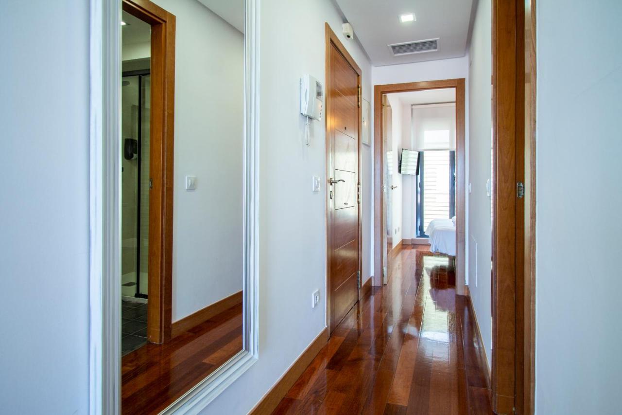 Apartamentos Castilla Luz Business มาดริด ภายนอก รูปภาพ